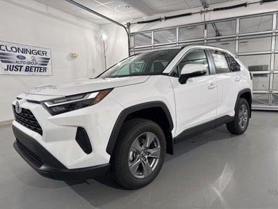 2025 Toyota RAV4 XLE