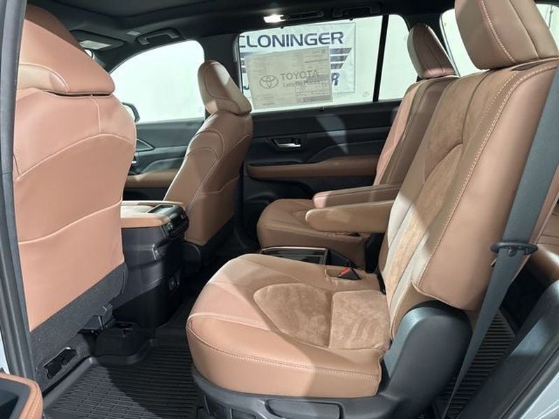 2026 Toyota Grand Highlander Hybrid MAX Platinum