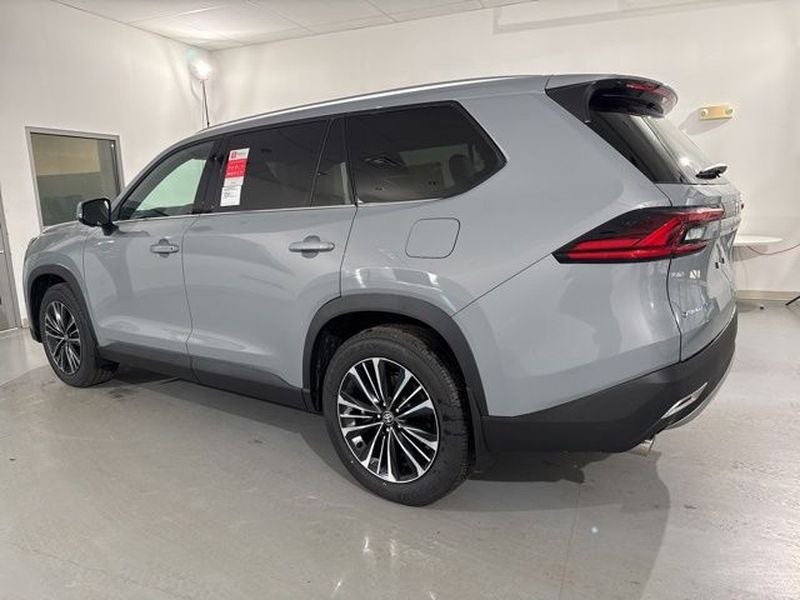 2026 Toyota Grand Highlander Hybrid MAX Platinum