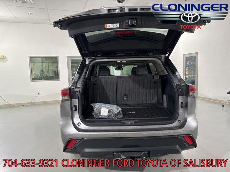 2026 Toyota Highlander Hybrid XLE