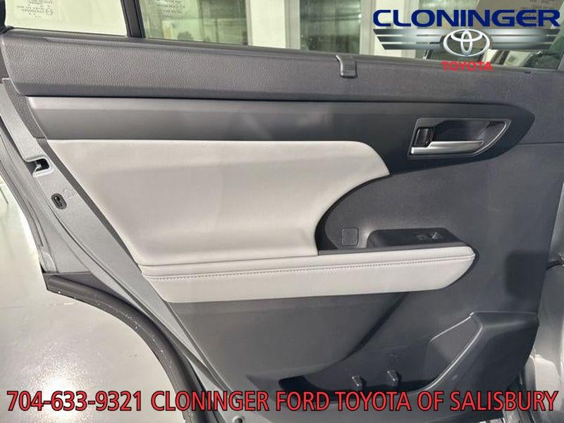 2026 Toyota Highlander Hybrid XLE