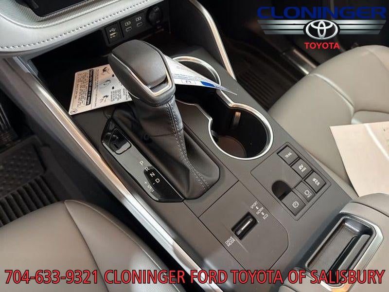 2026 Toyota Highlander Hybrid XLE