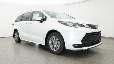 2026 Toyota Sienna XLE