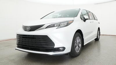 2026 Toyota Sienna XLE