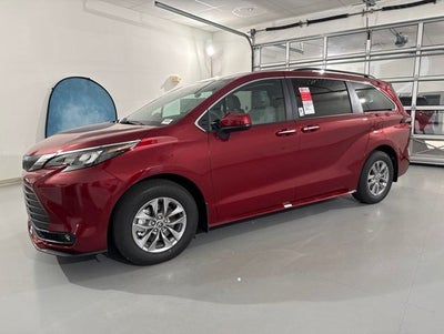 2026 Toyota Sienna XLE