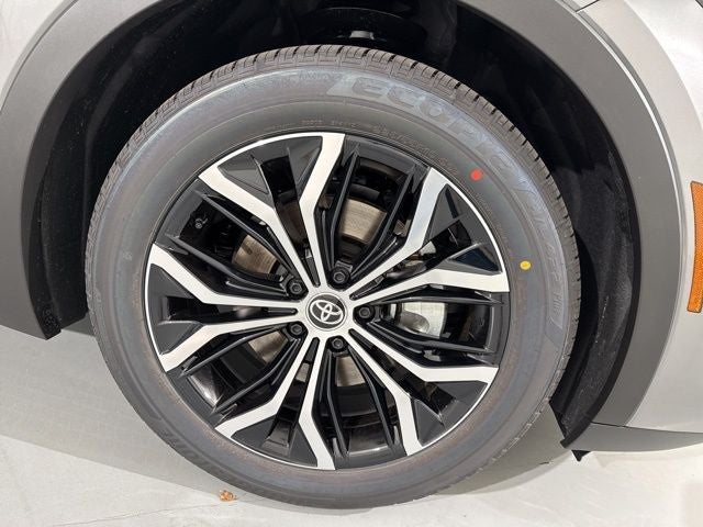 2026 Toyota Toyota Crown XLE