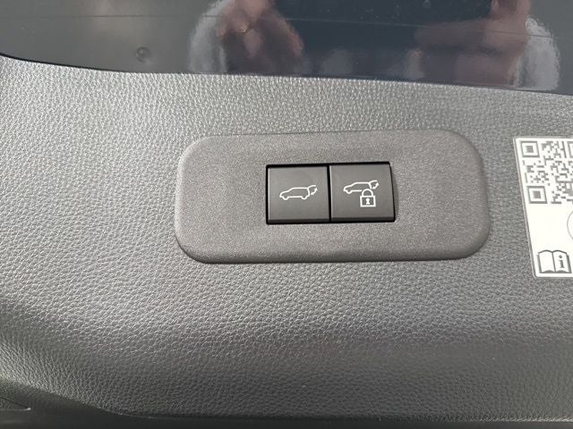 2025 Toyota Toyota Crown Signia Limited