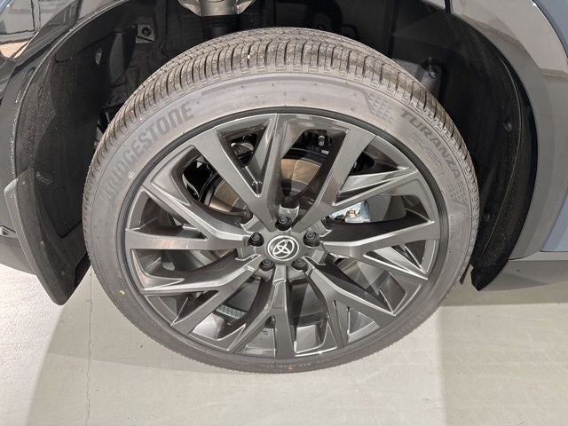 2025 Toyota Toyota Crown Signia Limited