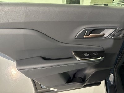 2025 Toyota Toyota Crown Signia Limited