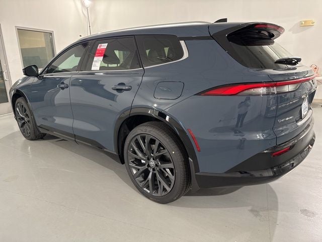 2025 Toyota Toyota Crown Signia Limited