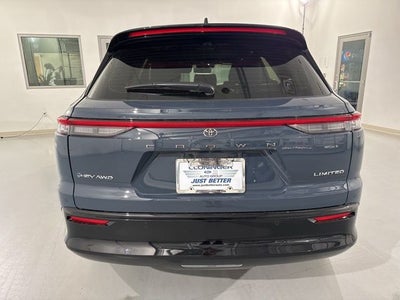 2025 Toyota Toyota Crown Signia Limited