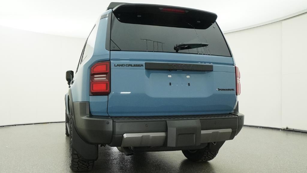 2026 Toyota Land Cruiser 4WD (Natl)