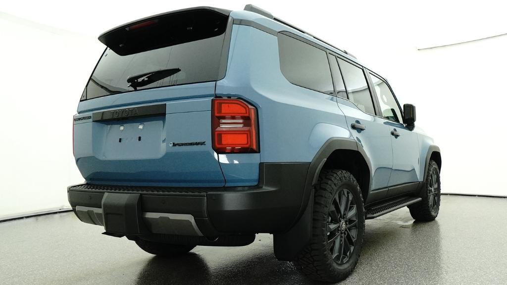 2026 Toyota Land Cruiser 4WD (Natl)