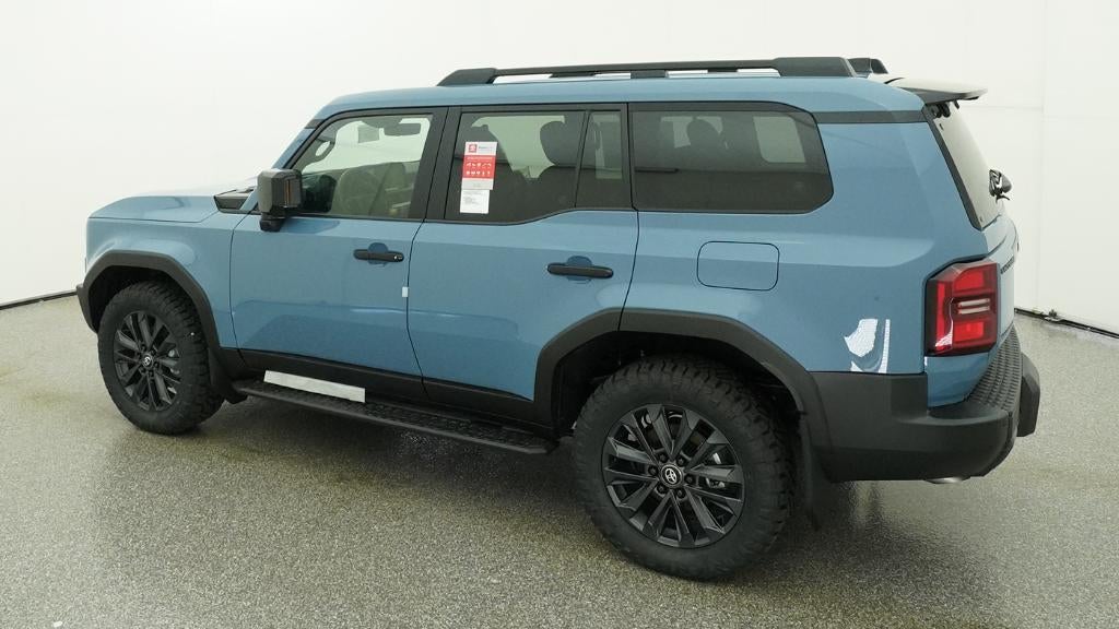 2026 Toyota Land Cruiser 4WD (Natl)