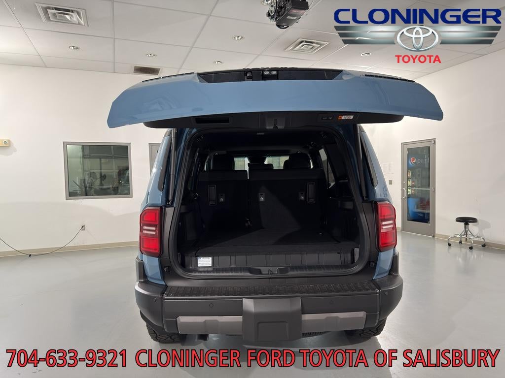 2026 Toyota Land Cruiser Base