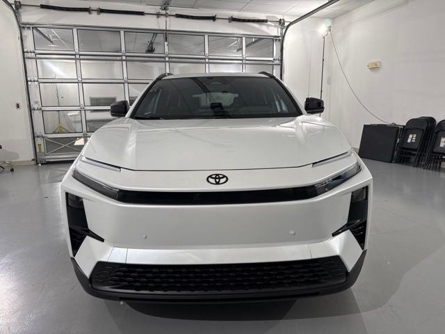 2026 Toyota C-HR XSE