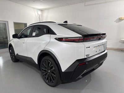 2026 Toyota C-HR XSE