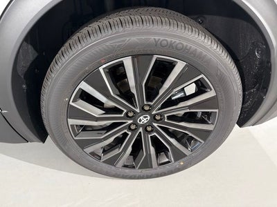 2026 Toyota C-HR XSE