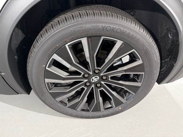 2026 Toyota C-HR XSE