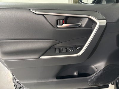 2025 Toyota RAV4 Plug-in Hybrid SE