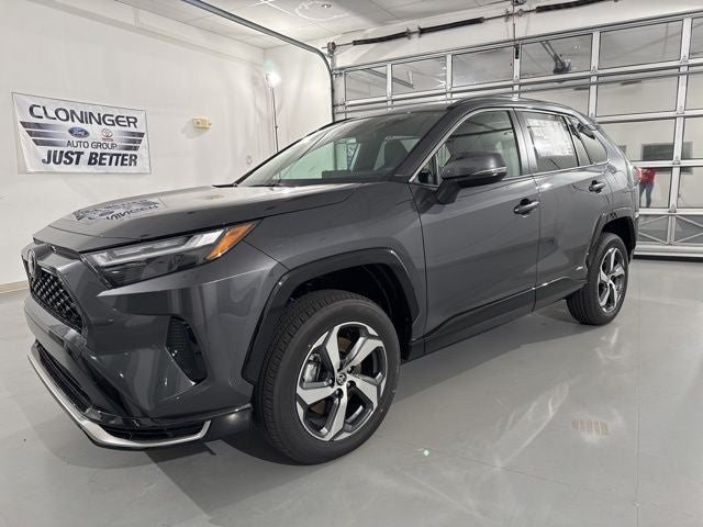 2025 Toyota RAV4 Plug-in Hybrid SE