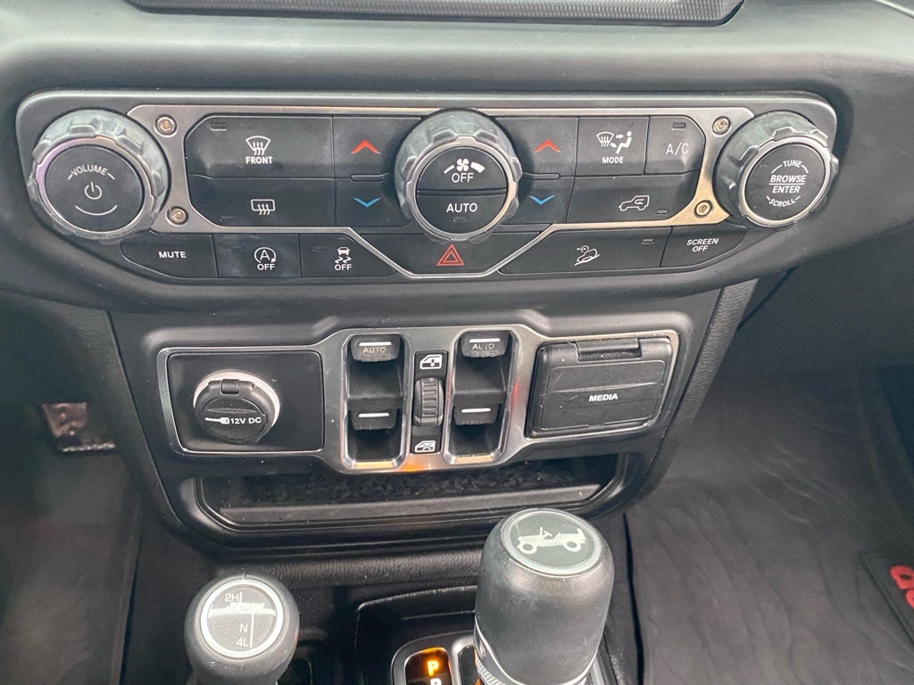 2019 Jeep Wrangler Sahara