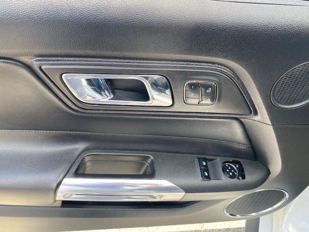 2017 Ford Mustang EcoBoost Premium