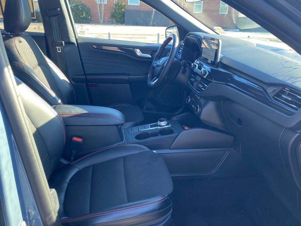 2025 Ford Escape ST-Line Select