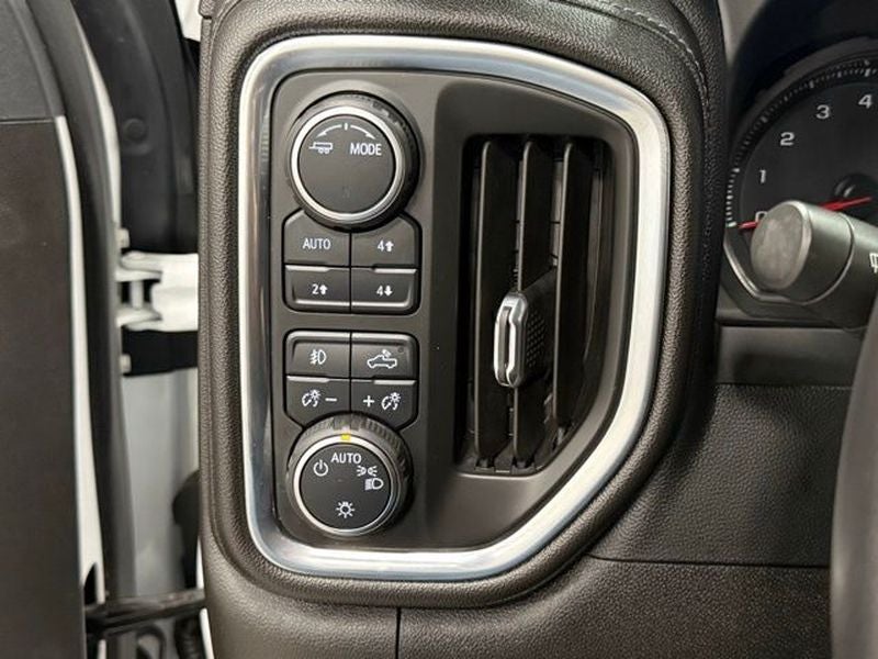 2022 Chevrolet Silverado RST