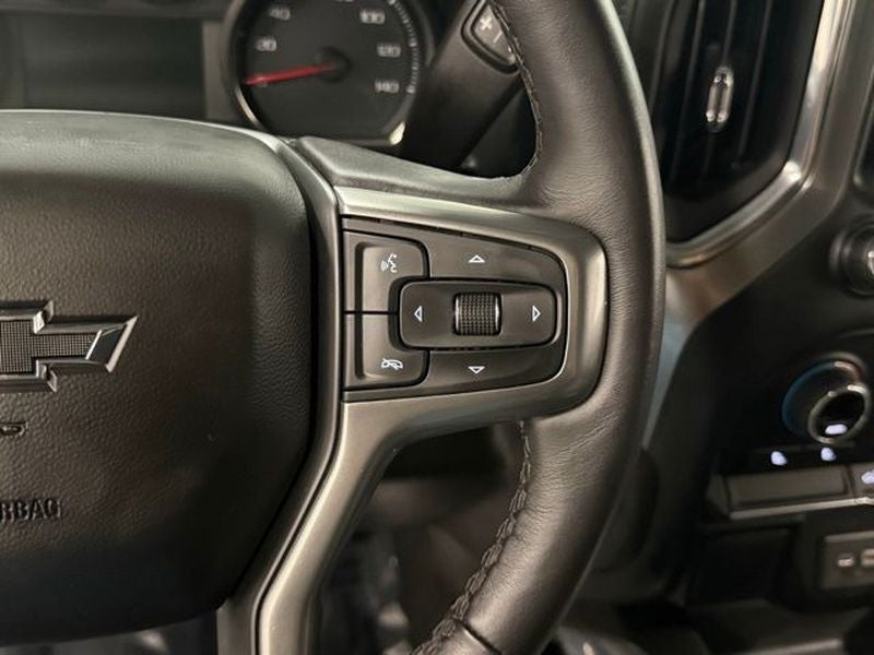 2022 Chevrolet Silverado RST