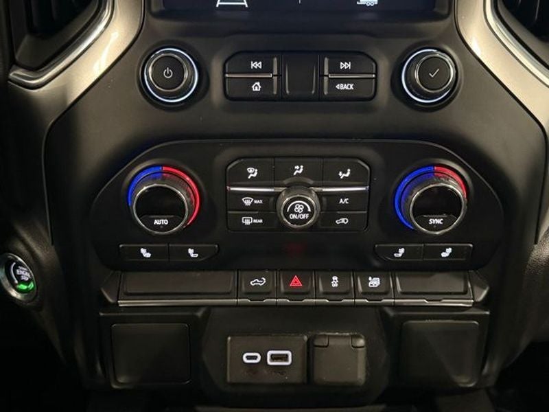 2022 Chevrolet Silverado RST