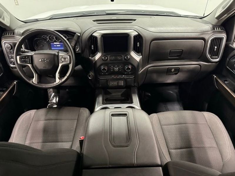 2022 Chevrolet Silverado RST