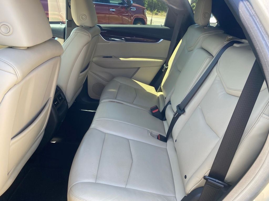 2017 Cadillac XT5 Luxury