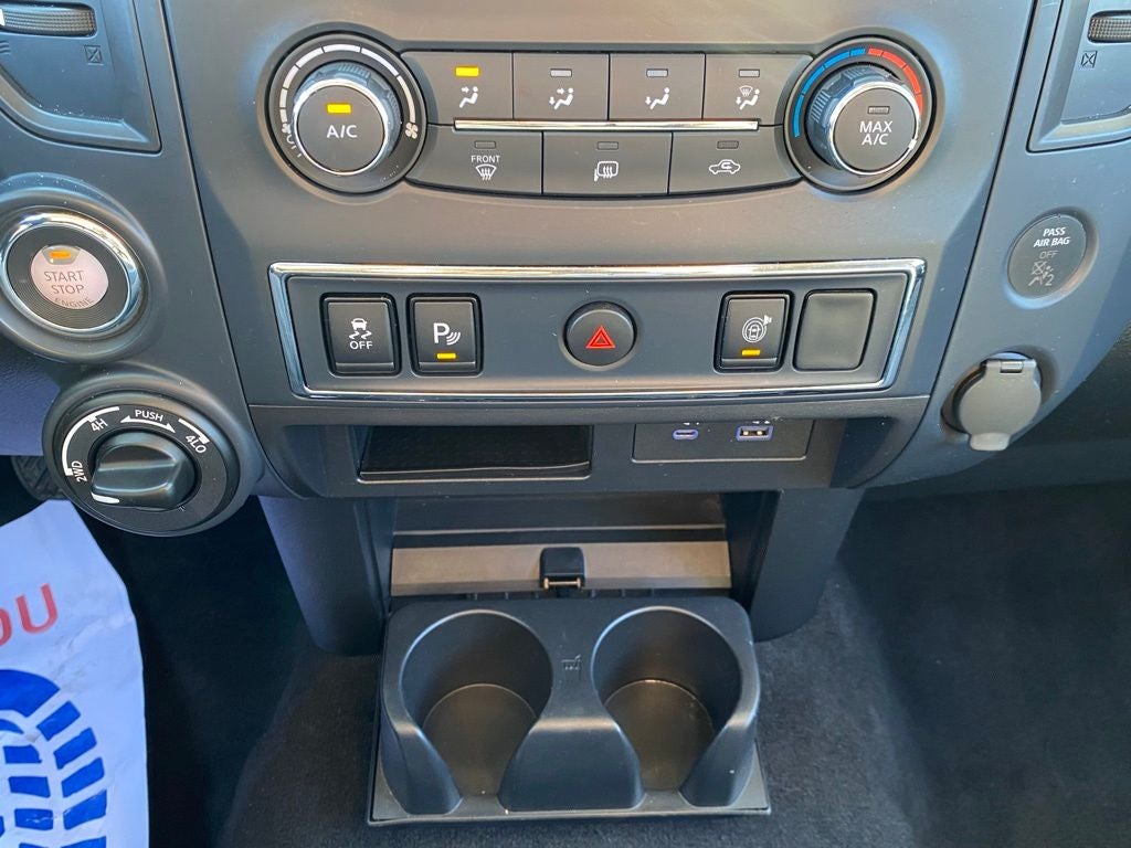 2024 Nissan Titan SV