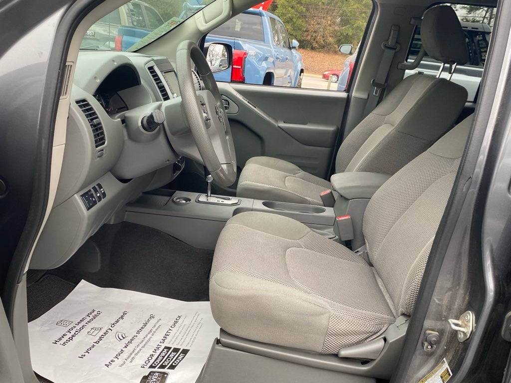 2021 Nissan Frontier SV