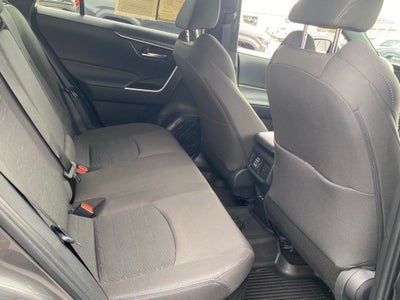 2025 Toyota RAV4 Hybrid SE