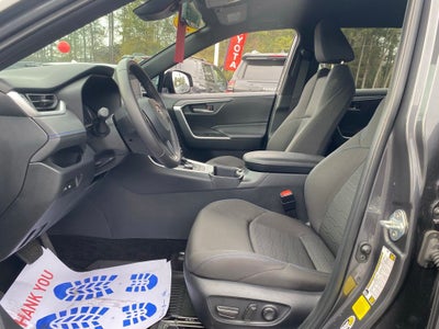 2025 Toyota RAV4 Hybrid SE