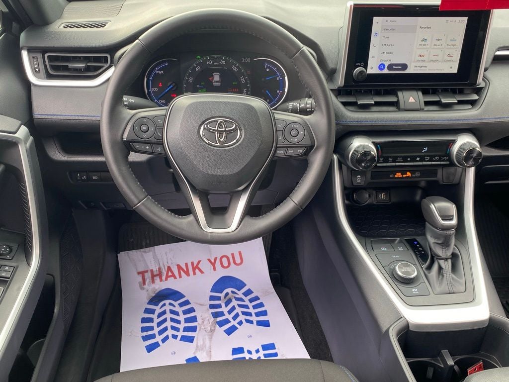 2025 Toyota RAV4 Hybrid SE