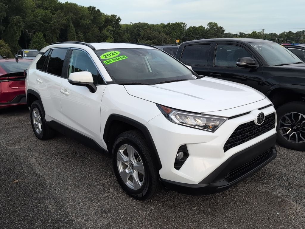 2021 Toyota RAV4 XLE