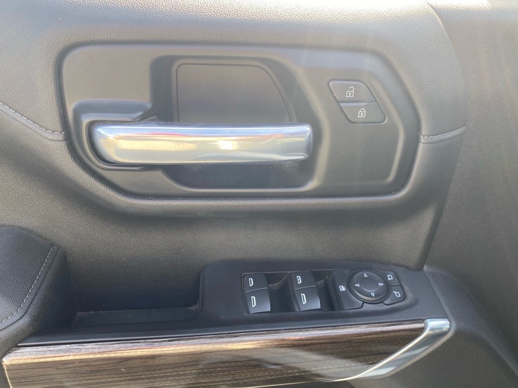 2021 Chevrolet Silverado RST