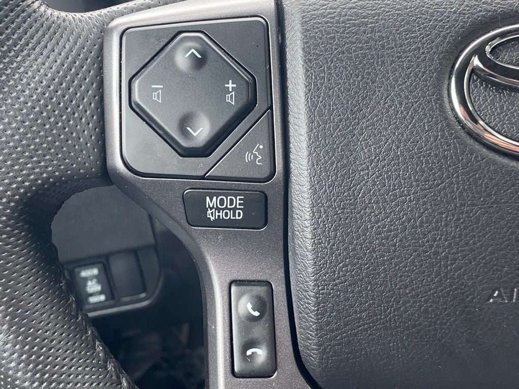 2022 Toyota Tacoma TRD Off-Road V6