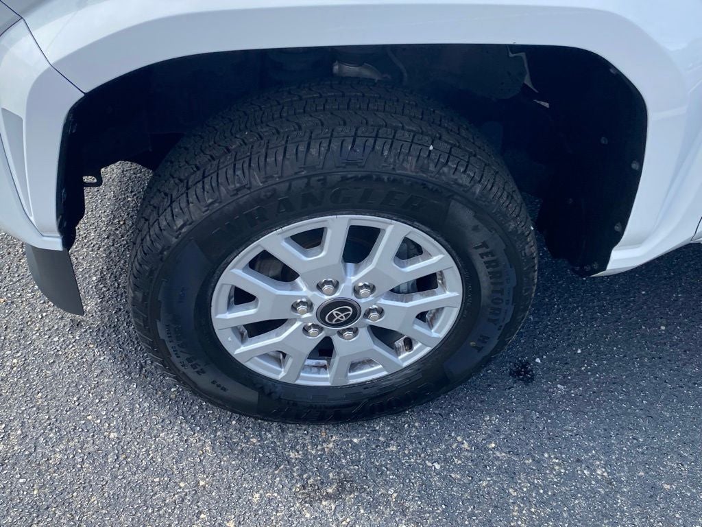 2024 Toyota Tacoma SR5