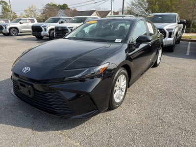 2025 Toyota Camry Hybrid LE
