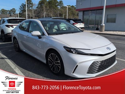 2025 Toyota Camry Hybrid XLE