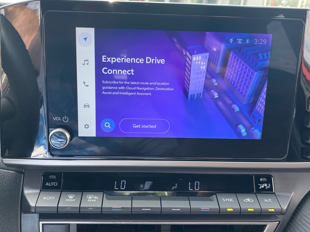 2025 Toyota Camry Hybrid SE