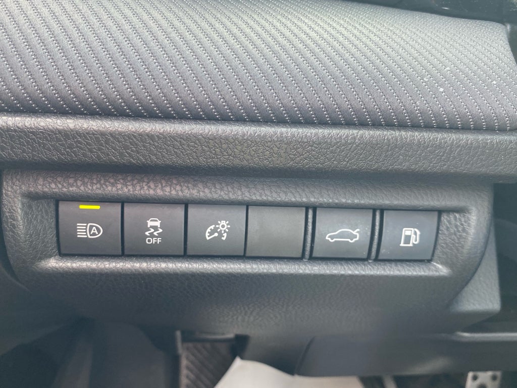 2025 Toyota Camry Hybrid SE