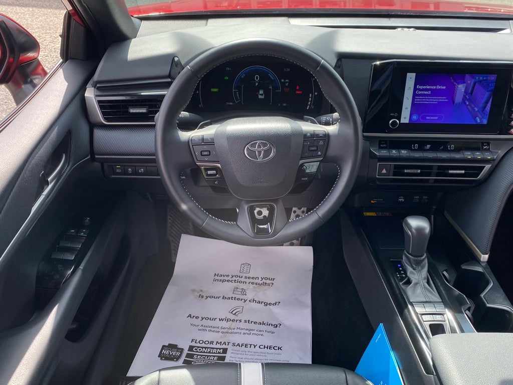 2025 Toyota Camry Hybrid SE