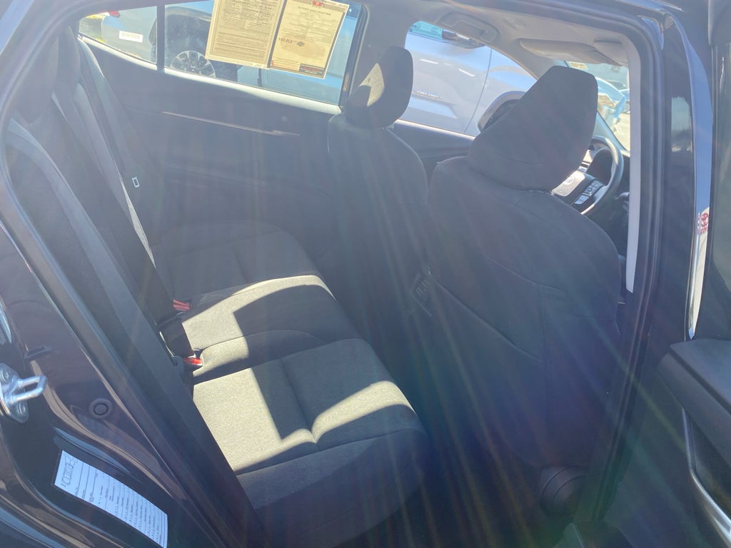 2025 Toyota Camry Hybrid LE