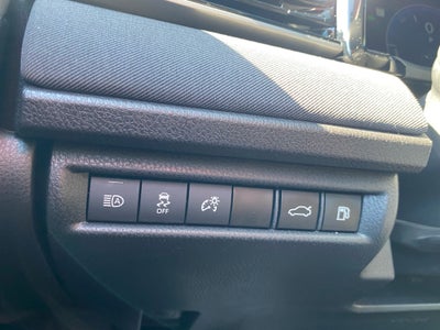 2025 Toyota Camry Hybrid LE