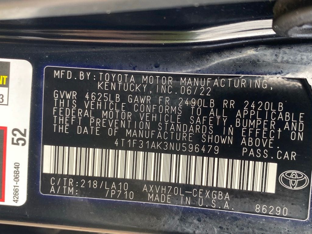 2022 Toyota Camry Hybrid XLE
